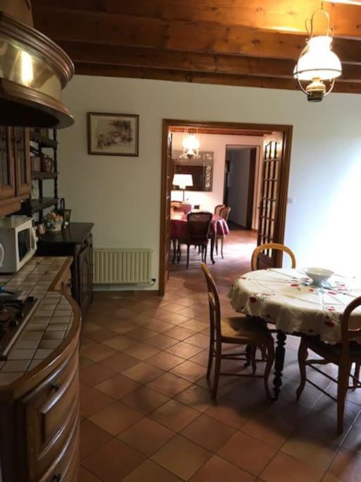 Le Des Francs Bourgeois Casa de Férias *